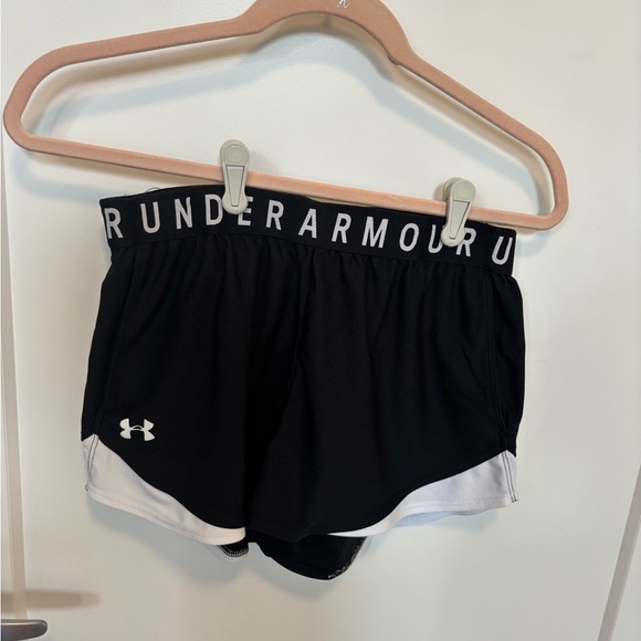 Under Armour Women's Medium Black and White Shorts - Picture 1 of 3